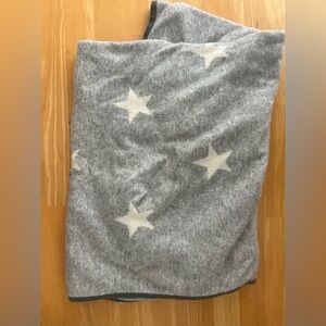 Skull Cashmere 2 ply Thick Throw